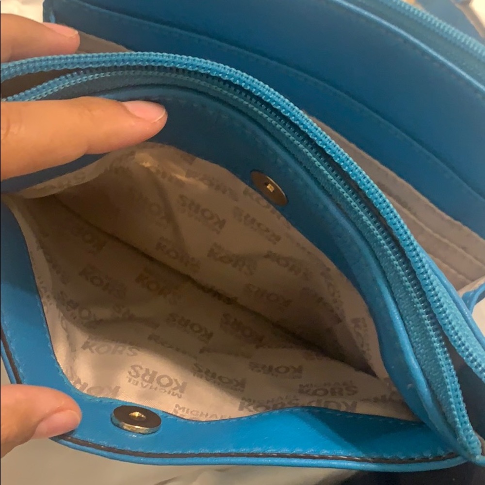 MK SATCHEL - Picture 6 of 6